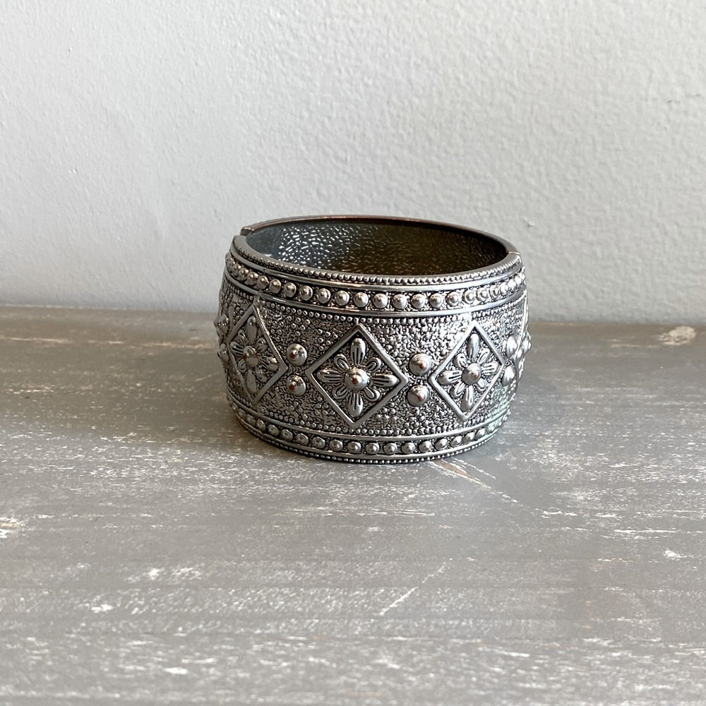 Silver Large Bangle Bracelet Snap Unique Cuff - image 1